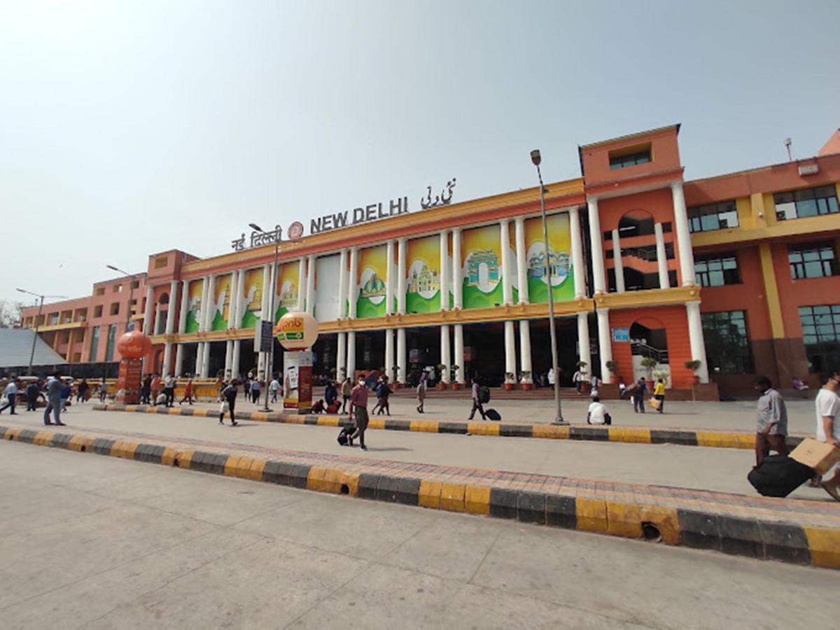 Hotel Aditya Inn Near New Delhi Railway Station Main Bazar Экстерьер фото